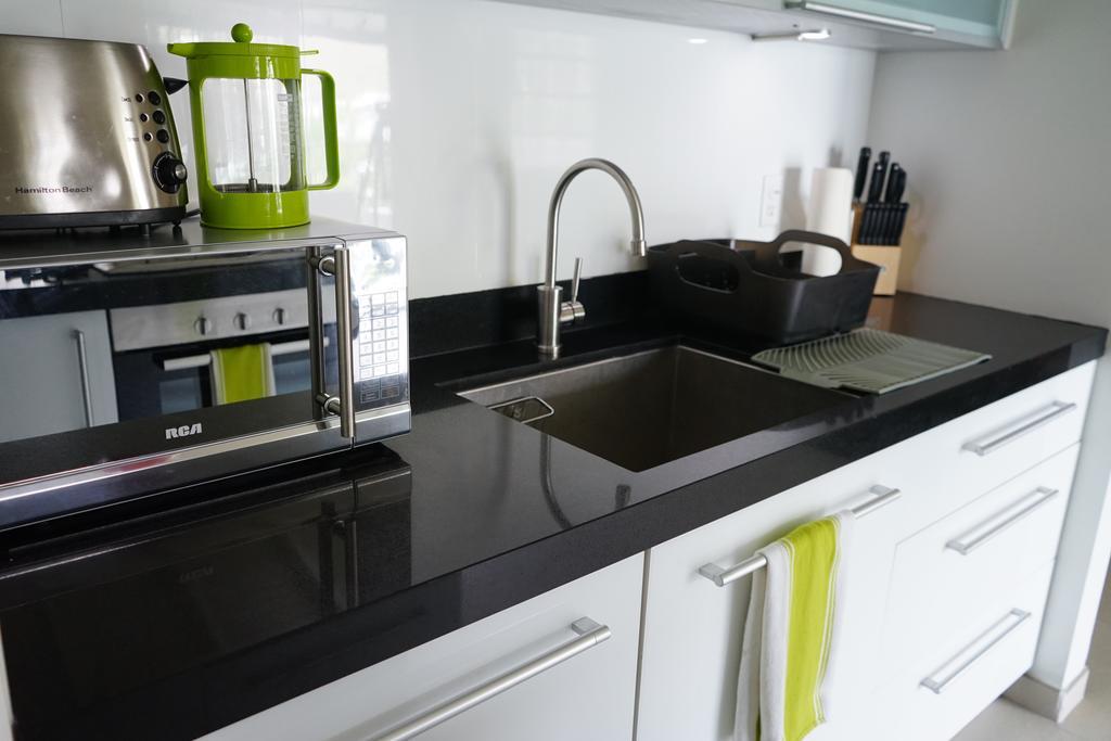 Lagoon Marina Apartments Koolbaai Eksteriør billede